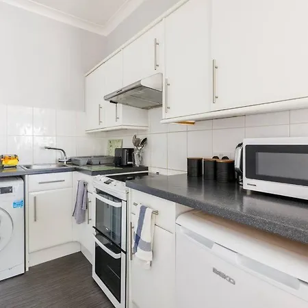 Cosy 2 Bed Apartment With Roof Terrace Worthing Exterior photo