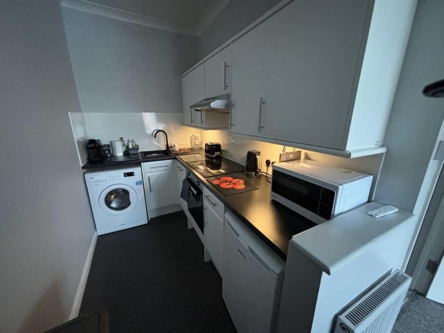 Apartment Cosy 2 Bed With Roof Terrace